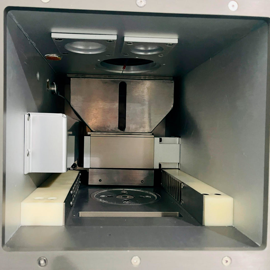 DeskFab H1
